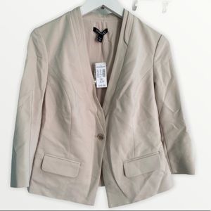 NWT Creame Blazer Size 8 Petite